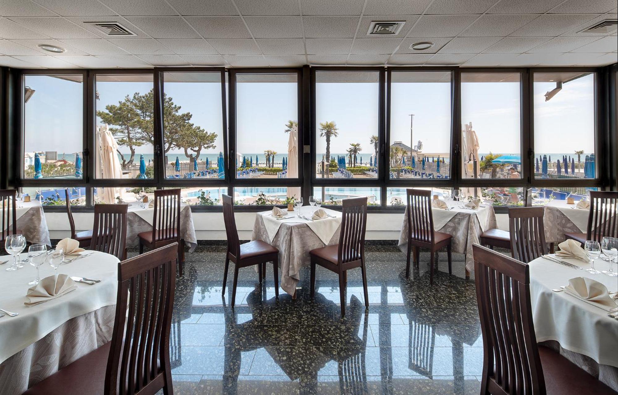 Regent'S Hotel Lido di Jesolo Kültér fotó