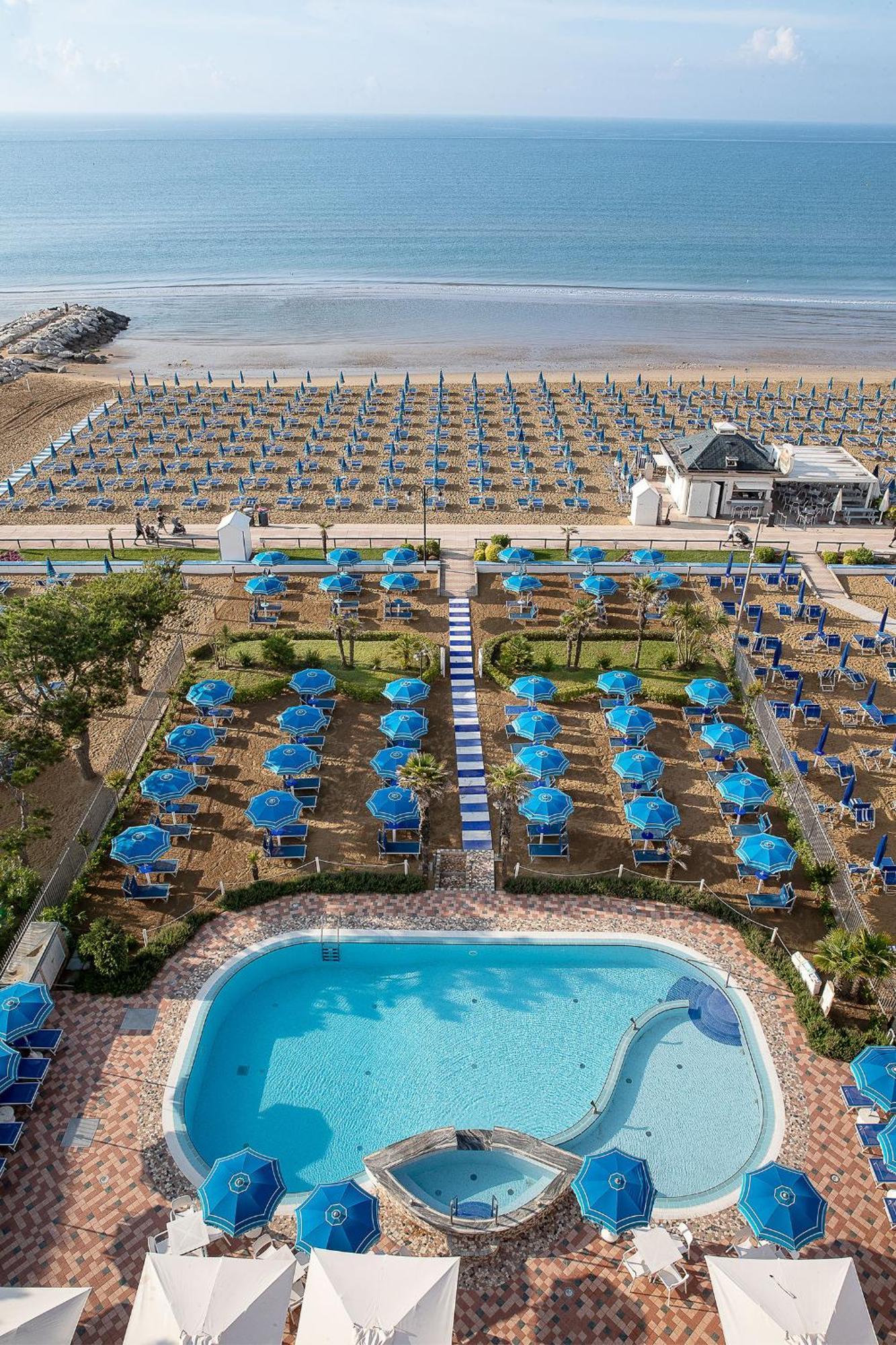 Regent'S Hotel Lido di Jesolo Kültér fotó